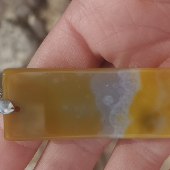 New Yellow Onyx Druzy Geode Agate Oblong Pendant. - Picture 5 of 16